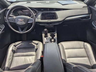 2023 Cadillac XT4 FWD 4dr Premium Luxury