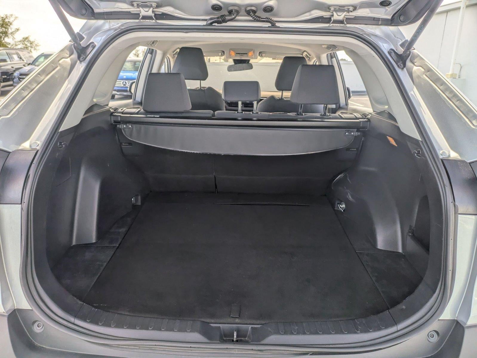 2020 Toyota RAV4 XLE FWD (GS)