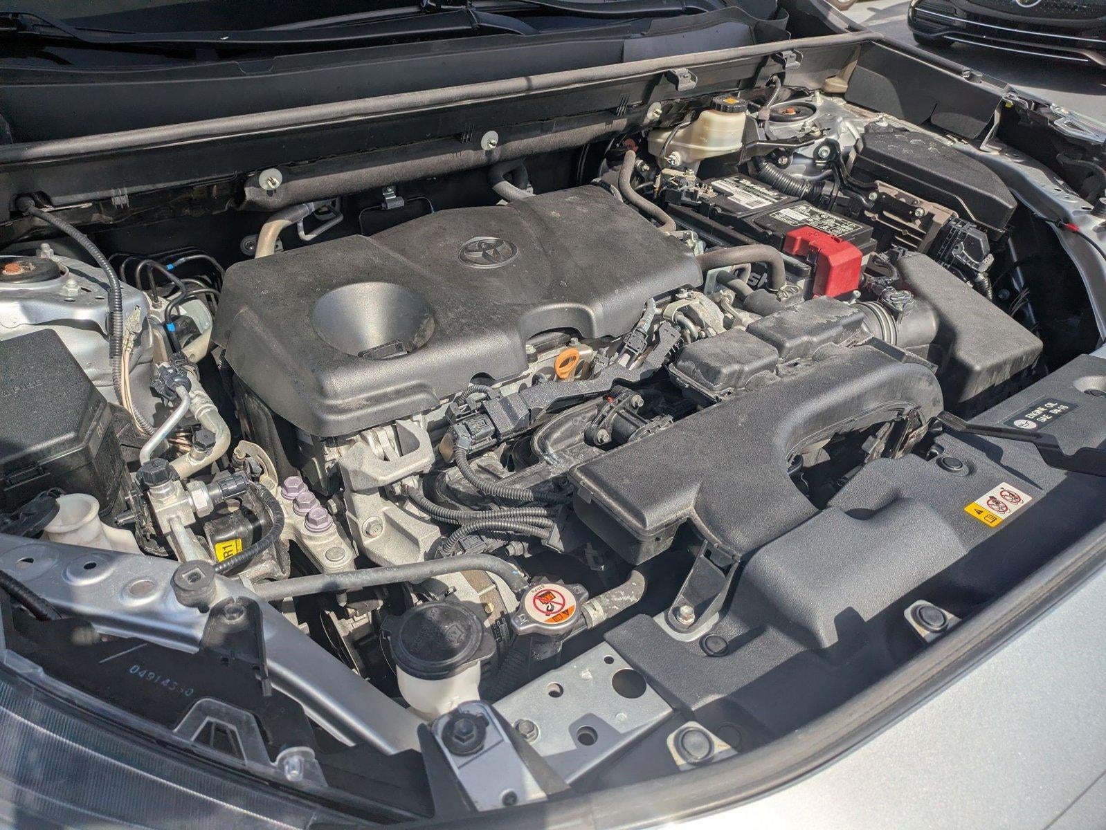 2020 Toyota RAV4 XLE FWD (GS)