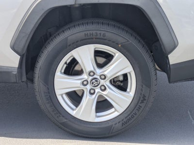 2020 Toyota RAV4 XLE FWD (GS)