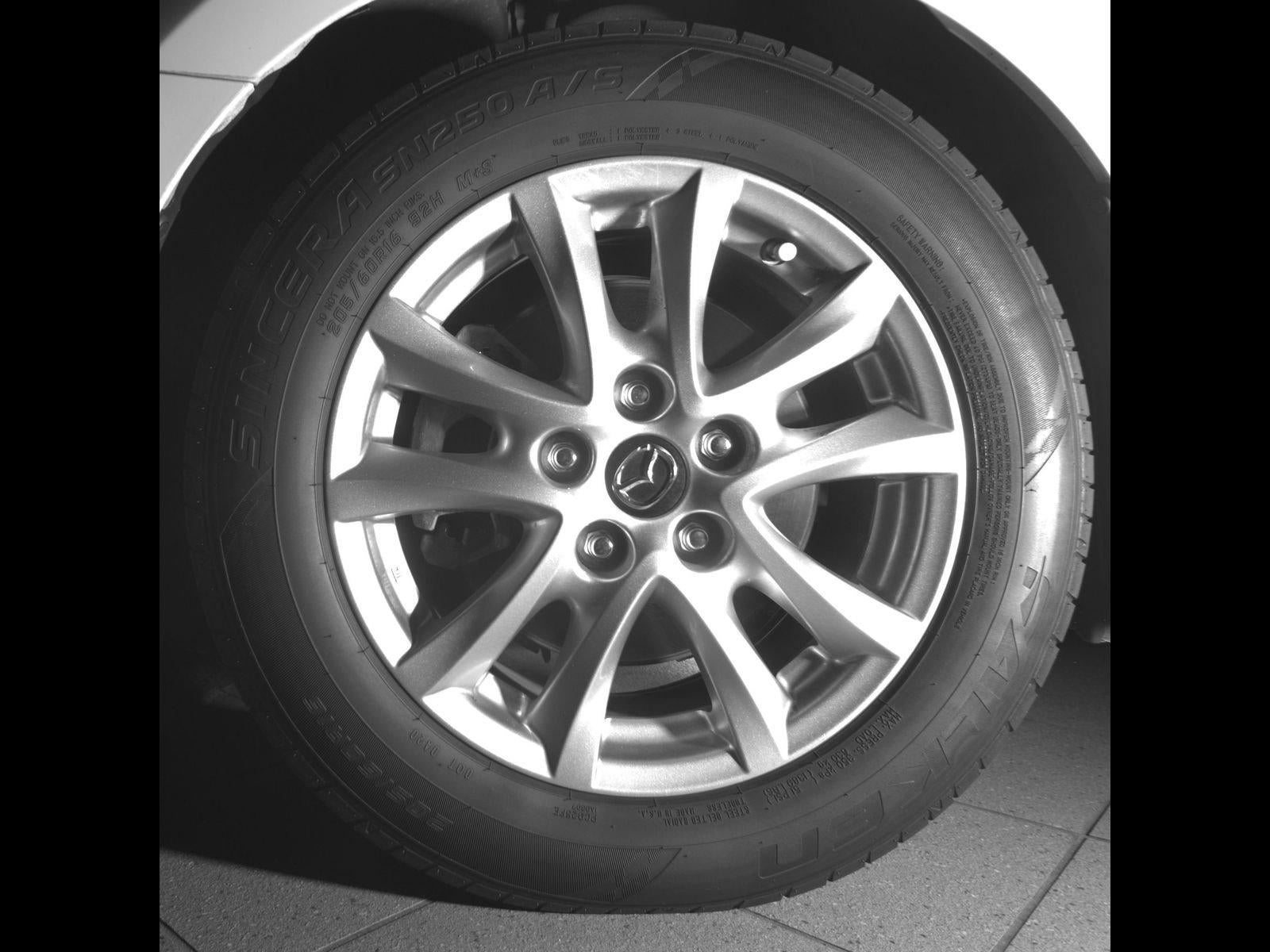 2018 Mazda Mazda3 4-Door Sport Auto