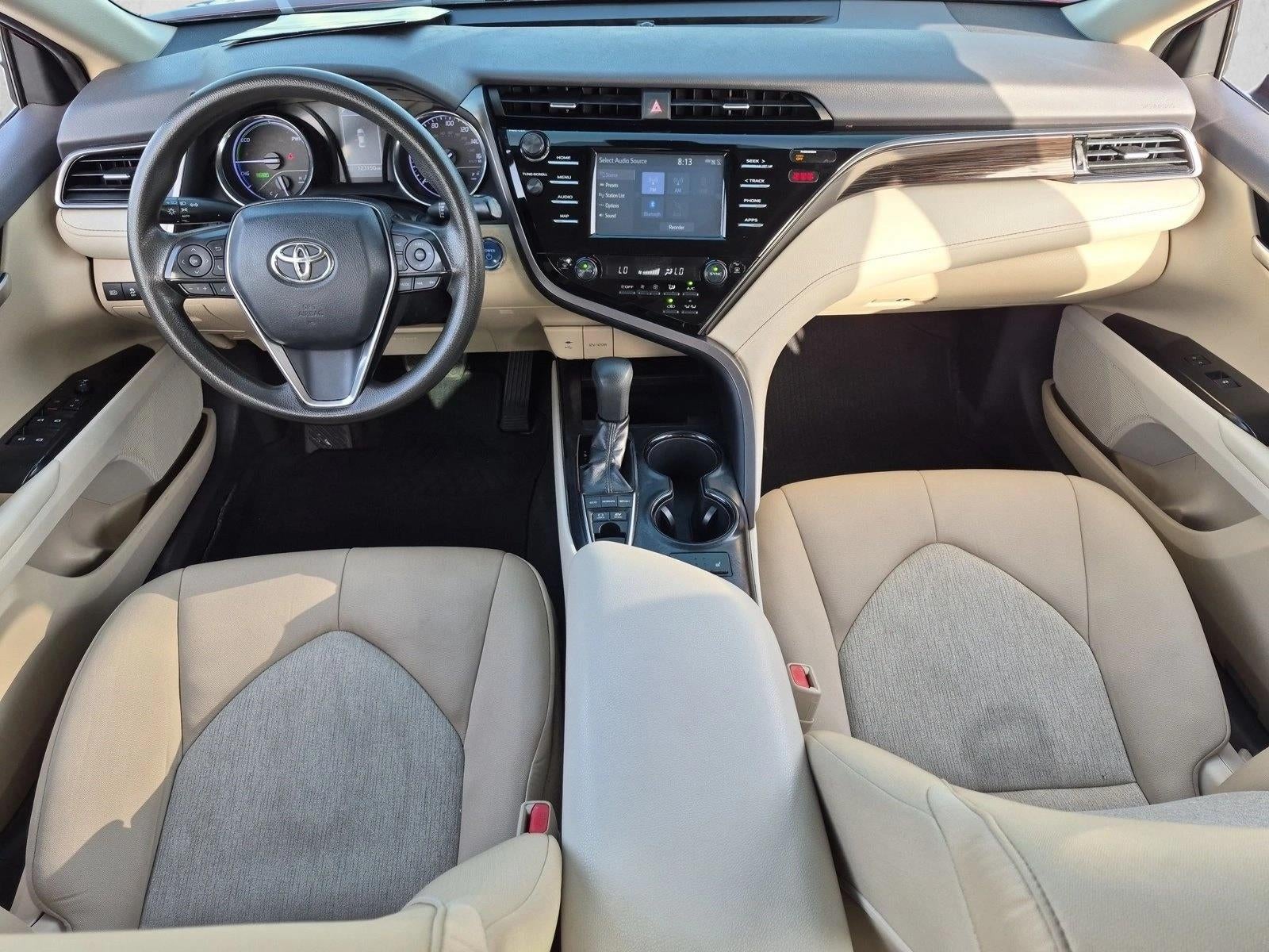 2019 Toyota Camry Hybrid LE CVT (Natl)