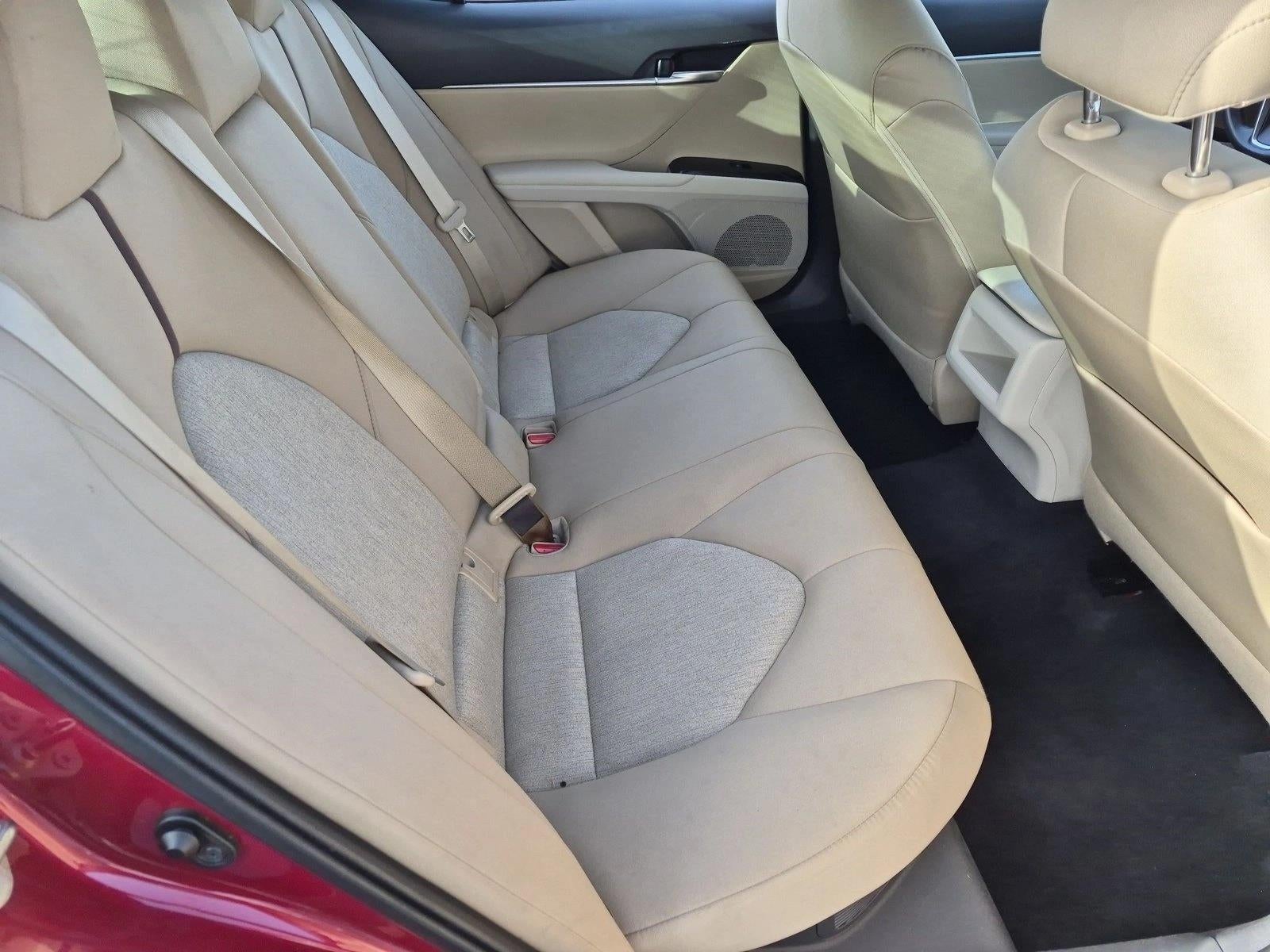 2019 Toyota Camry Hybrid LE CVT (Natl)