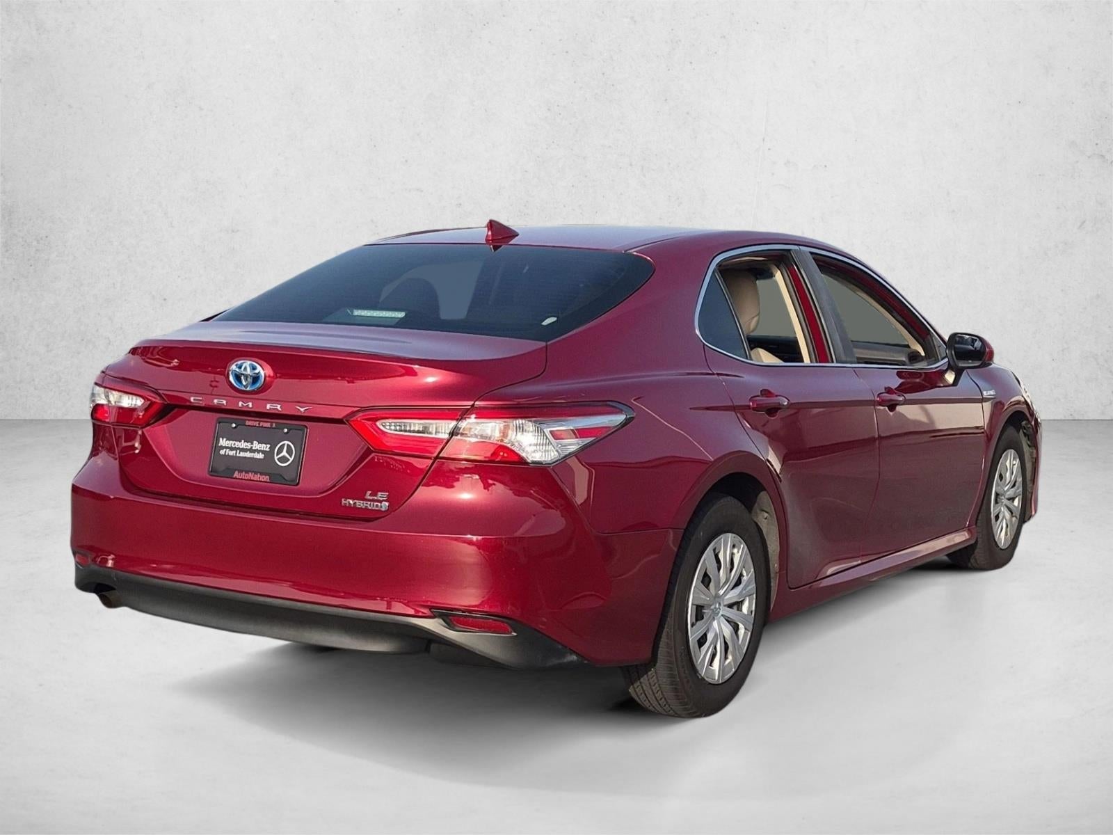 2019 Toyota Camry Hybrid LE CVT (Natl)