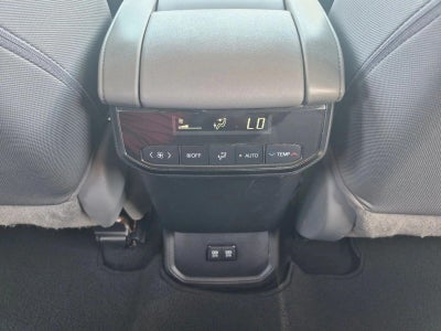2021 Toyota Highlander L FWD (Natl)