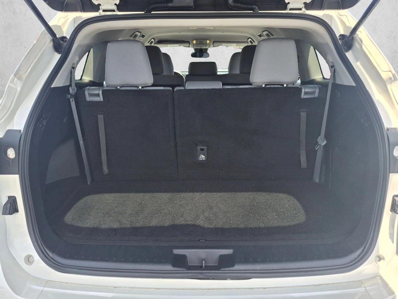 2021 Toyota Highlander L FWD (Natl)