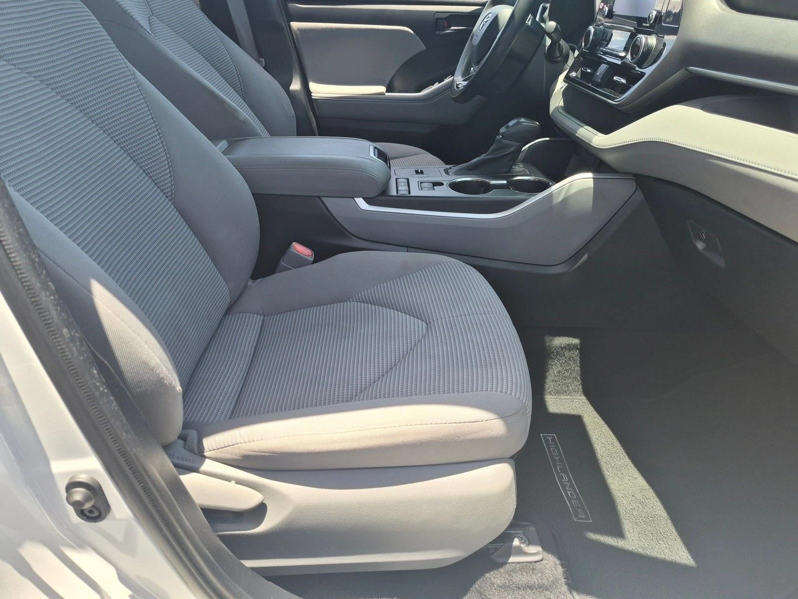 2021 Toyota Highlander L FWD (Natl)