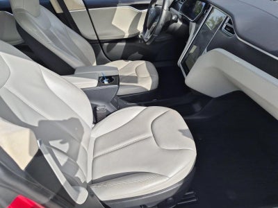2016 Tesla Model S 4dr Sdn RWD 70 kWh Battery