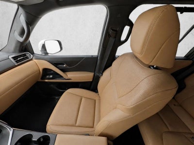 2025 Lexus LX 700h Luxury 4WD