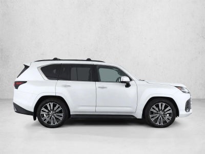 2025 Lexus LX 700h Luxury 4WD