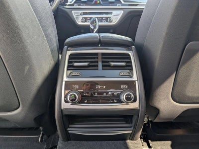 2018 BMW 740i xDrive Sedan