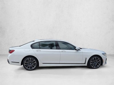 2022 BMW 750i xDrive Sedan