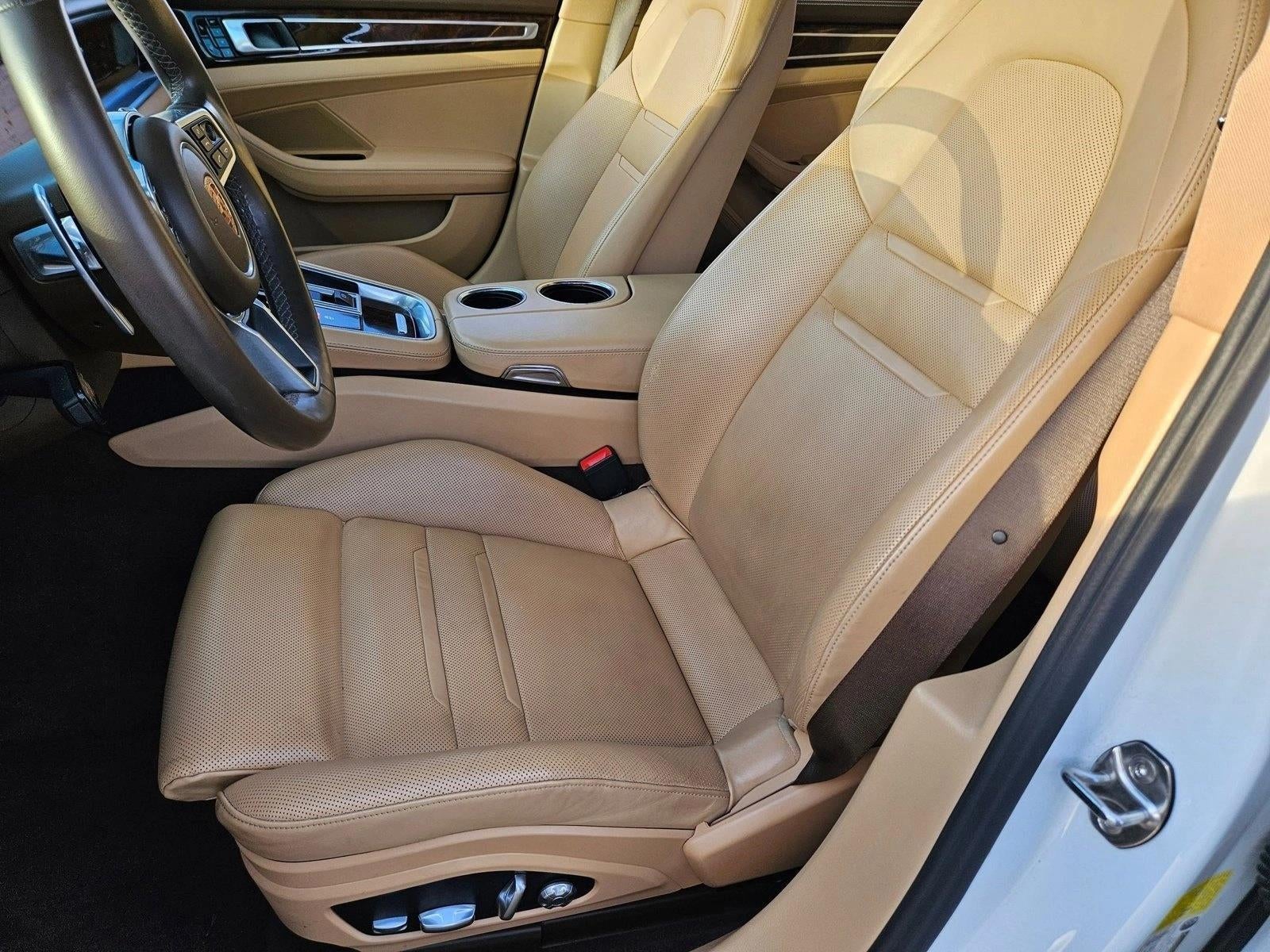 2018 Porsche Panamera 4 AWD