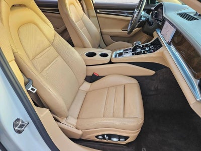 2018 Porsche Panamera 4 AWD