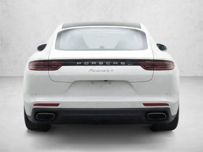 2018 Porsche Panamera 4 AWD