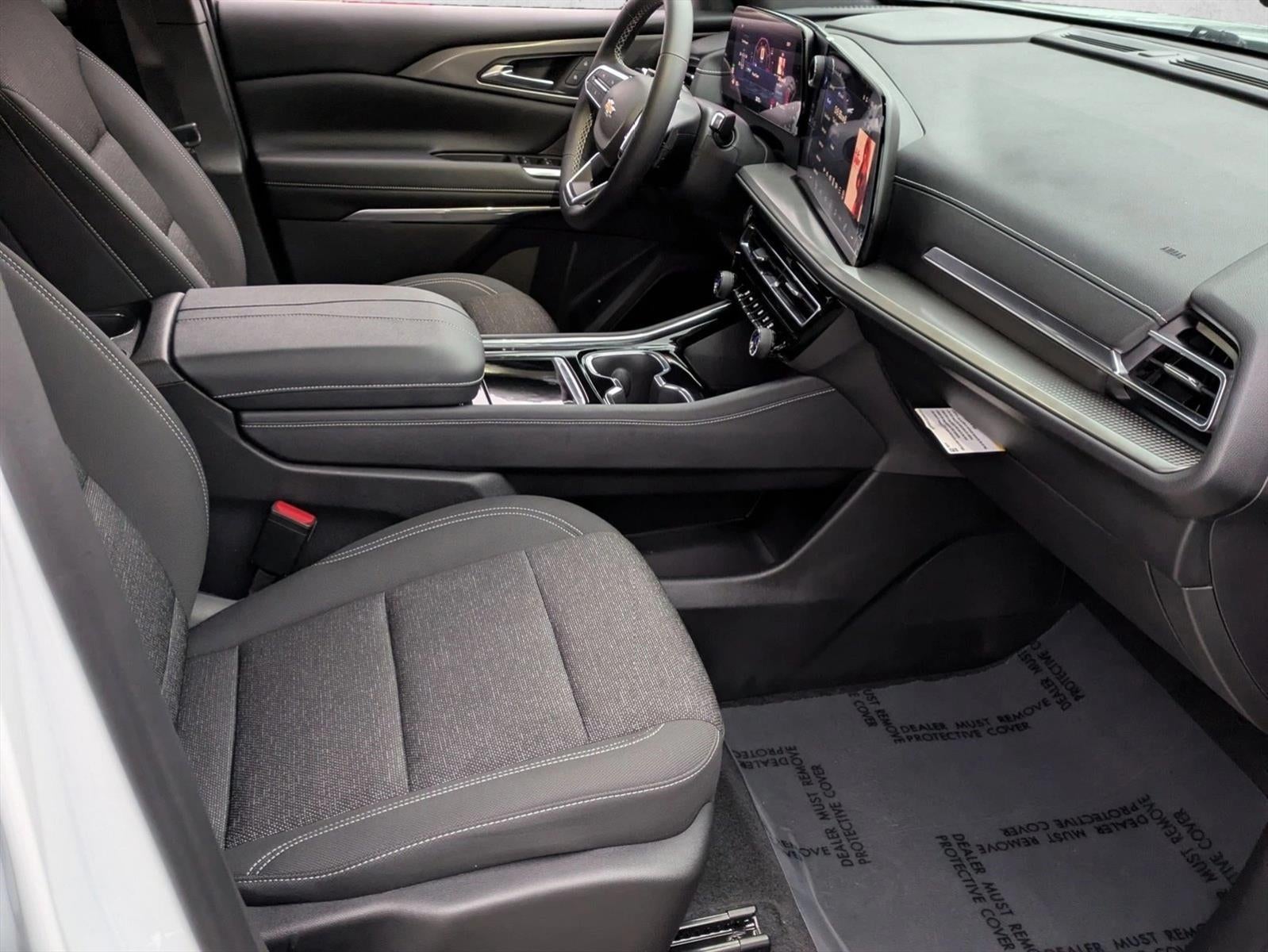 2024 Chevrolet Traverse LS w/1LS