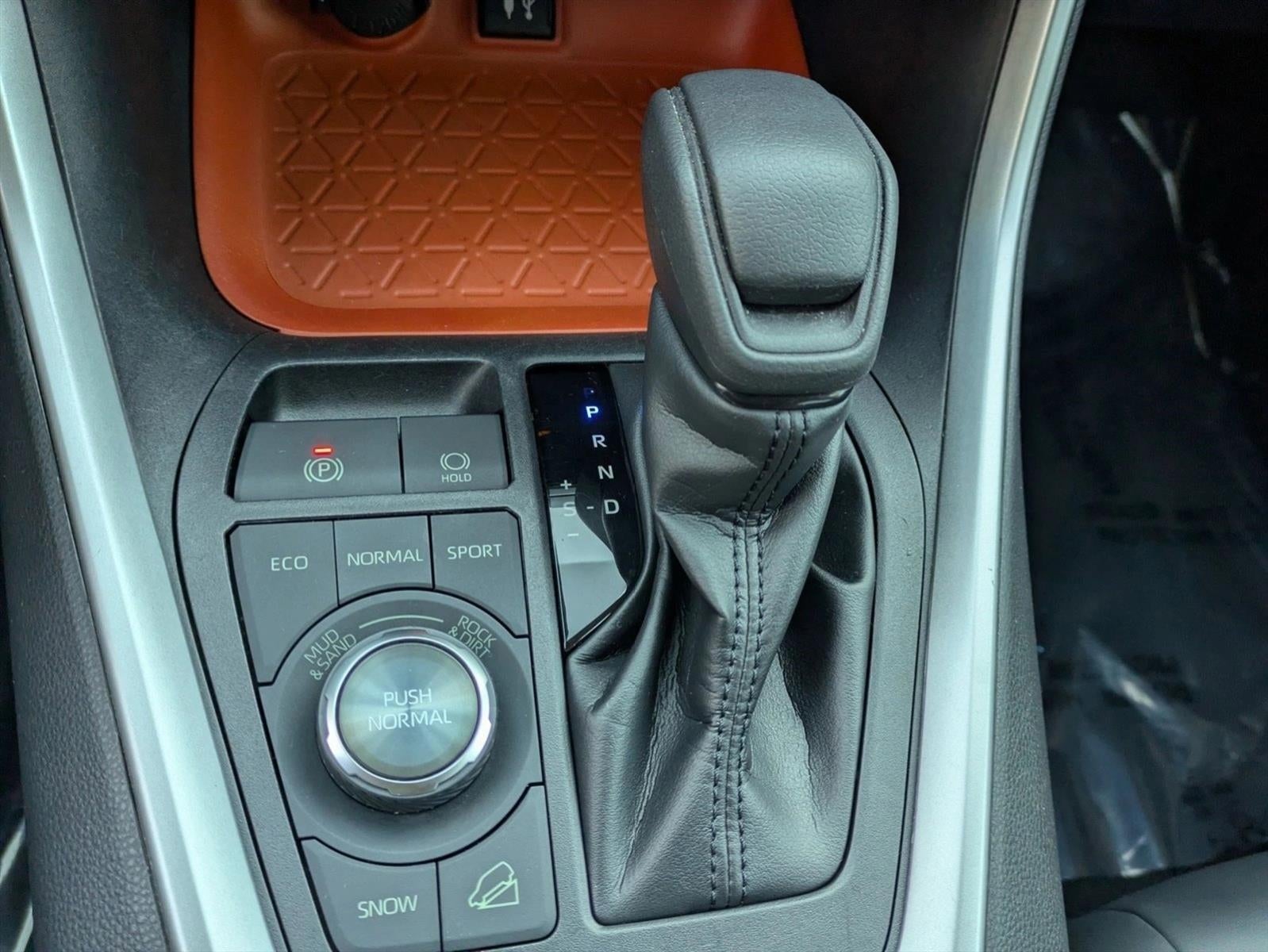 2019 Toyota RAV4 Adventure AWD (Natl)