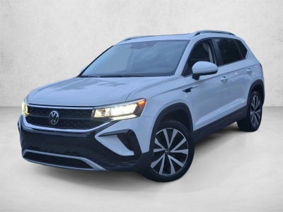 2024 Volkswagen Taos SE FWD