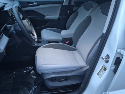 2024 Volkswagen Taos SE FWD