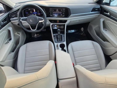 2024 Volkswagen Jetta SE Auto
