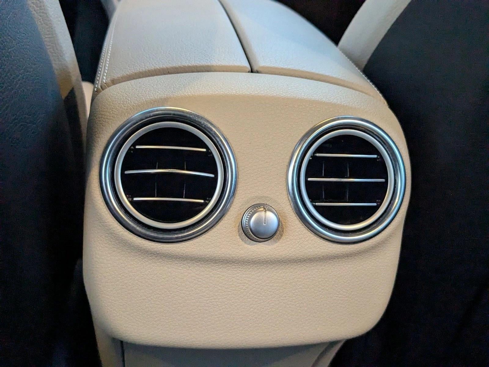 2015 Mercedes-Benz C-Class C 300 Luxury Sedan