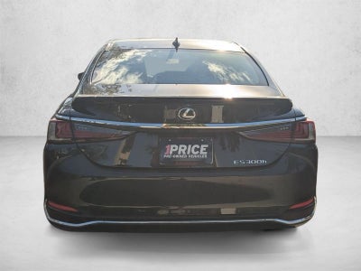 2023 Lexus ES 300h FWD