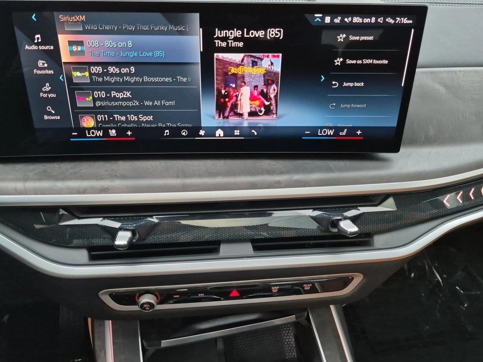 2026 BMW X7 xDrive40i Sports Activity Vehicle