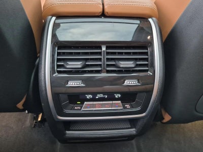 2026 BMW X7 xDrive40i Sports Activity Vehicle