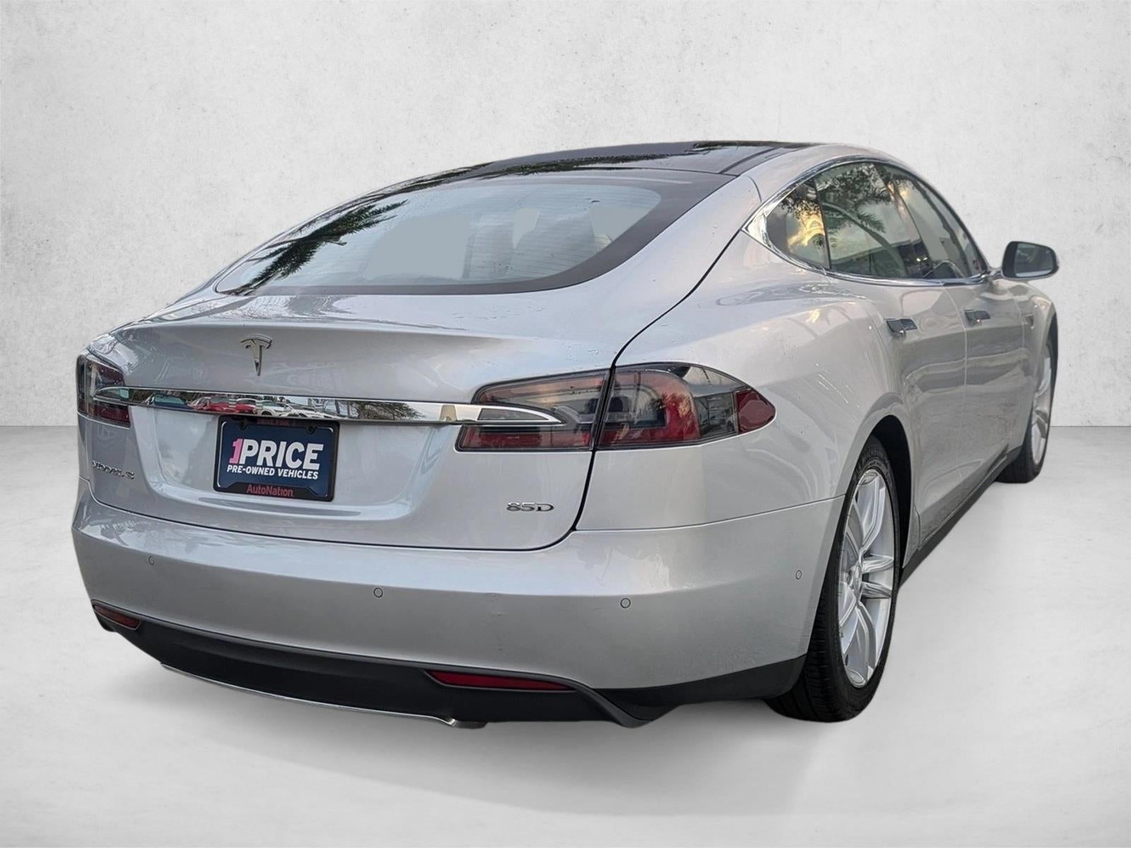 2015 Tesla Model S 4dr Sdn AWD 85D