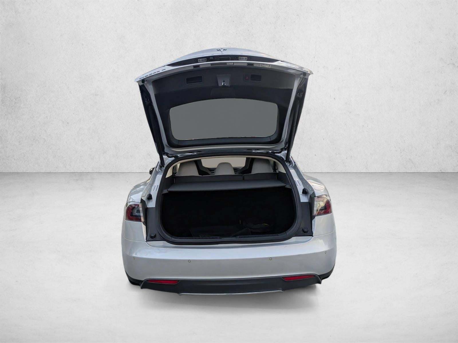 2015 Tesla Model S 4dr Sdn AWD 85D