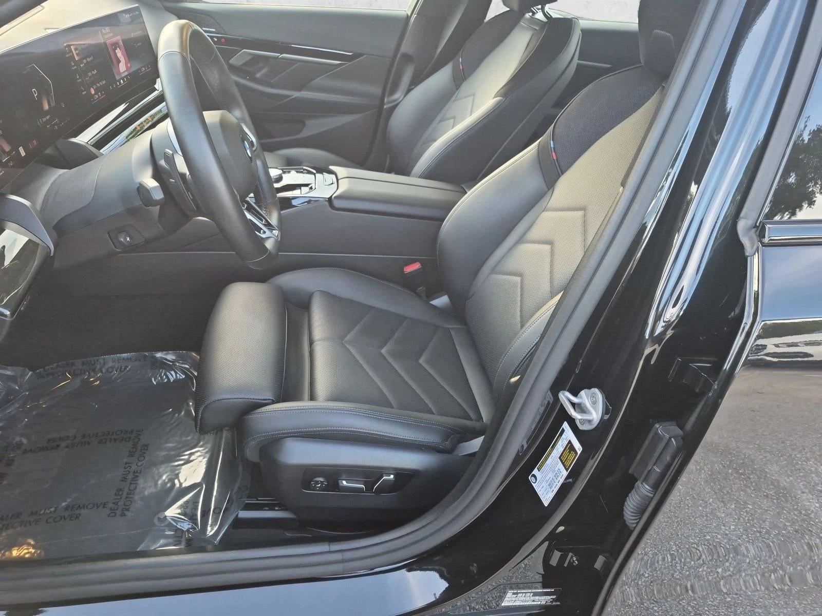 2025 BMW 530i Sedan