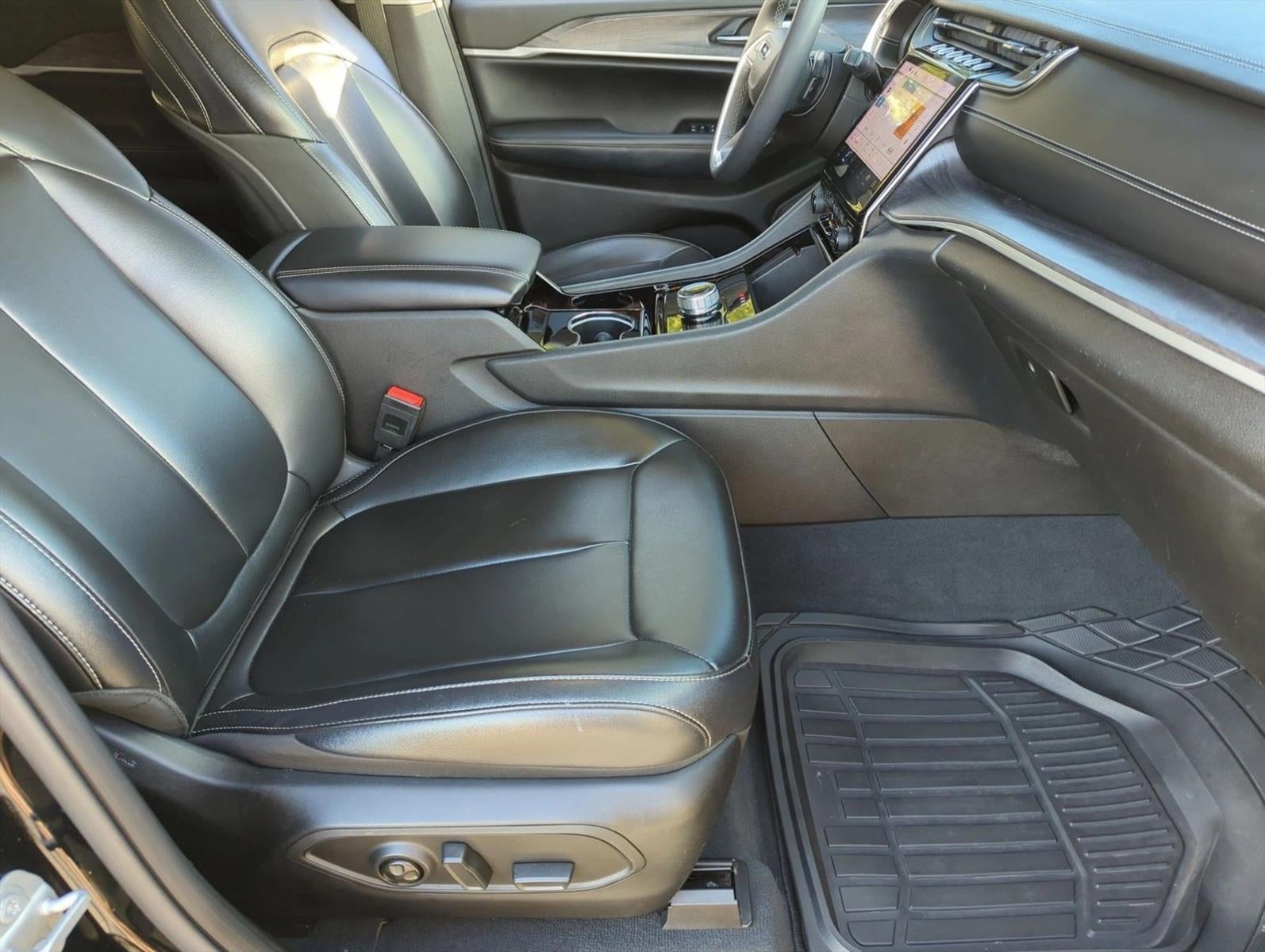 2023 Jeep Grand Cherokee Limited 4x2