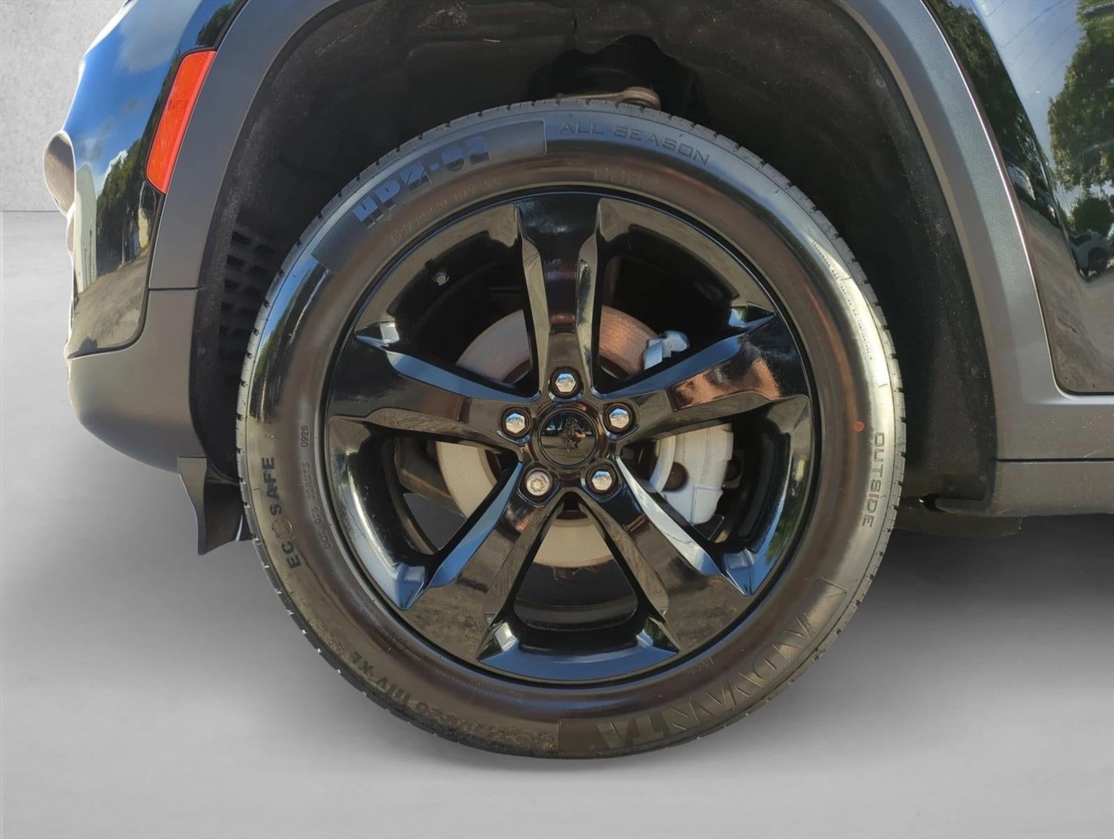 2023 Jeep Grand Cherokee Limited 4x2