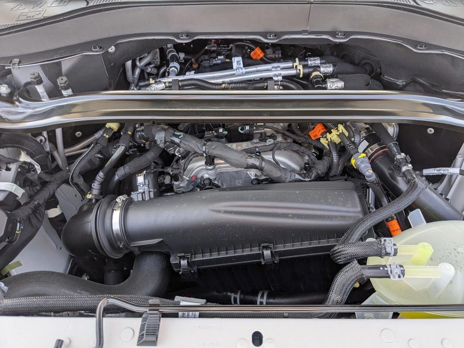 2025 Ford Explorer ST-Line RWD