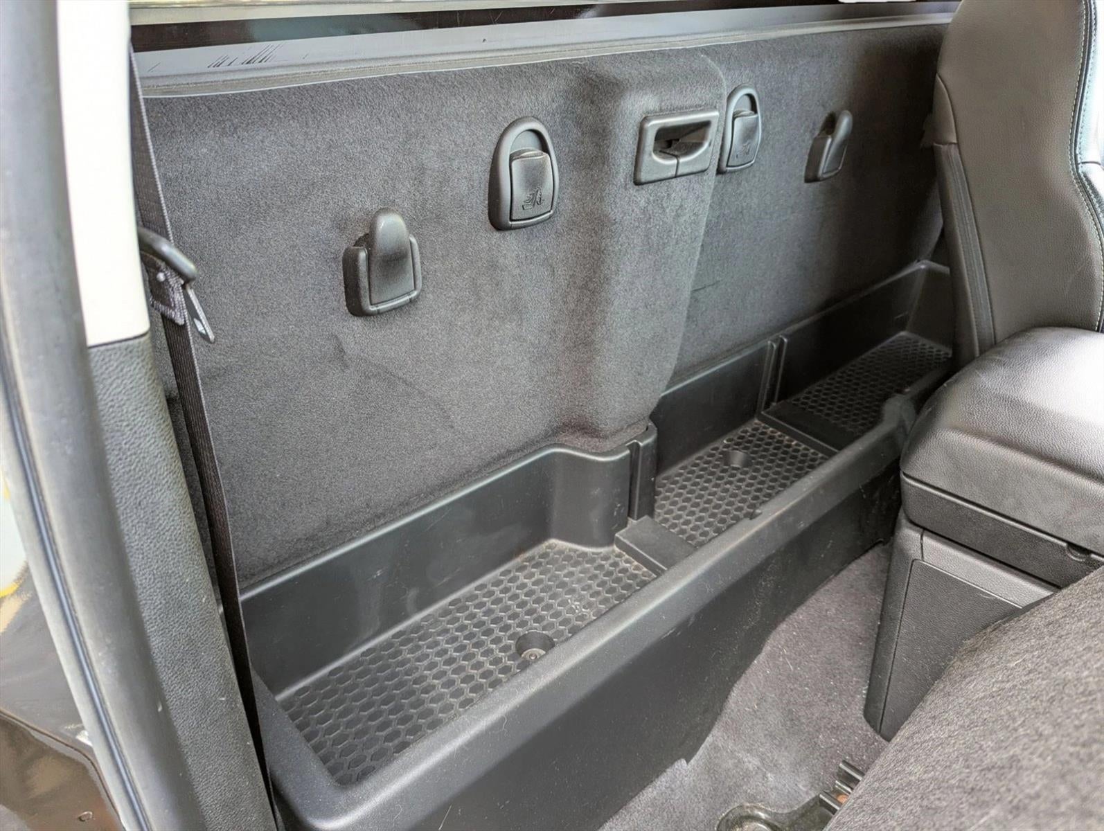 2016 RAM 1500 2WD Regular Cab 6.4 Ft Box Sport