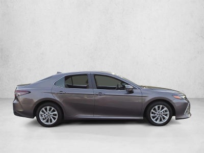 2023 Toyota Camry LE Auto (SE)