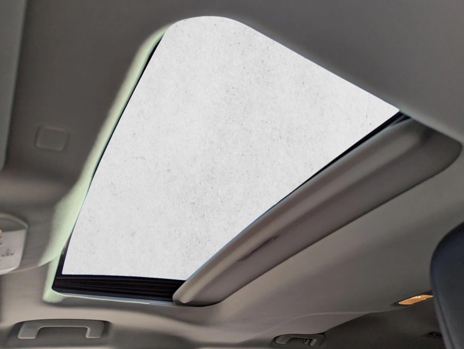 2022 Toyota Highlander XLE FWD (Natl)