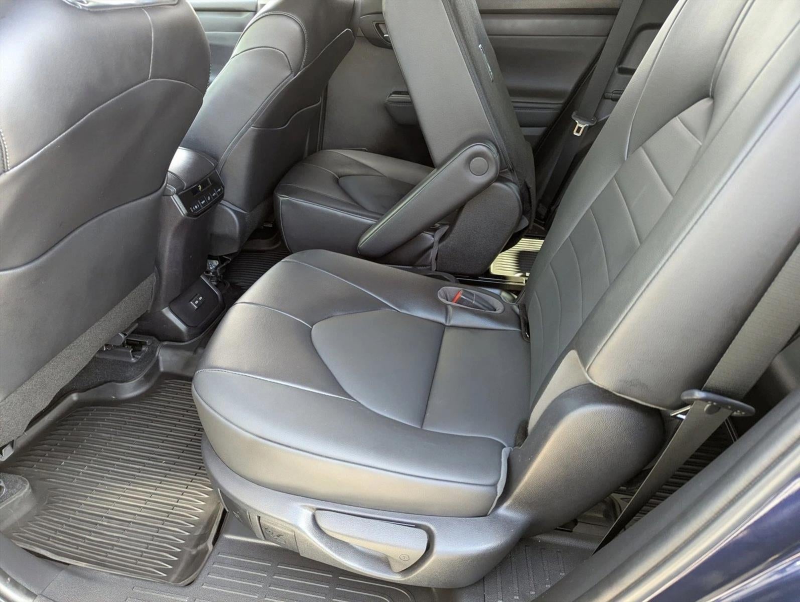 2022 Toyota Highlander XLE FWD (Natl)