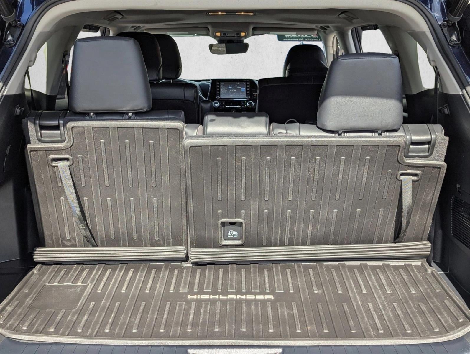 2022 Toyota Highlander XLE FWD (Natl)