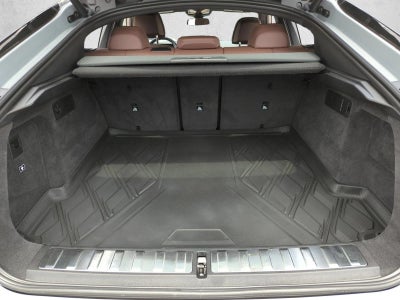 2025 BMW X6 xDrive40i Sports Activity Coupe