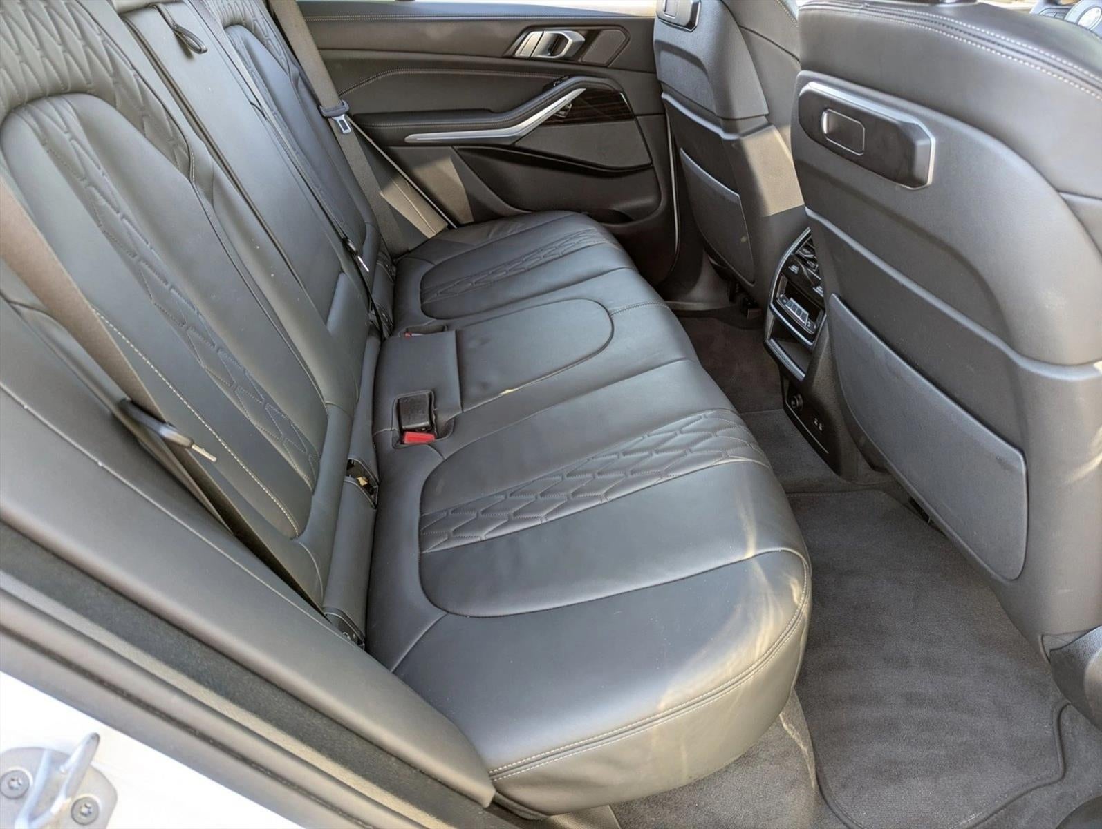 2025 BMW X5 xDrive50e Plug-In Hybrid