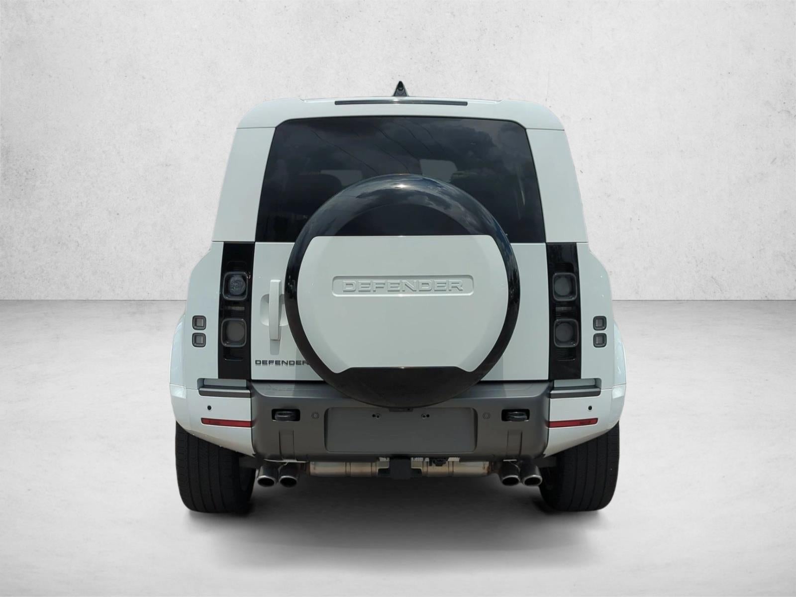 2025 Land Rover Defender 110 P525 V8