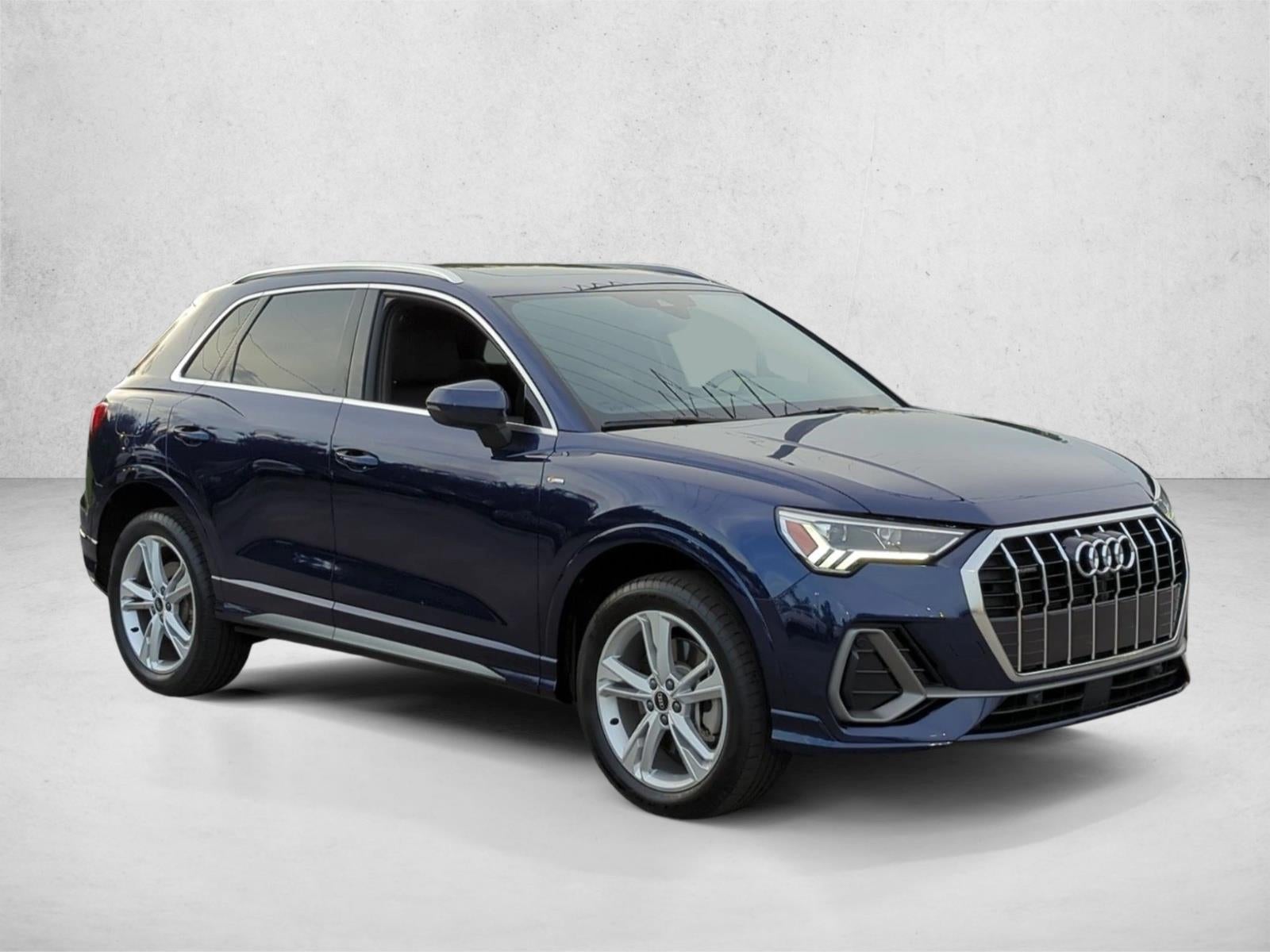 2022 Audi Q3 S line Premium Plus 45 TFSI quattro