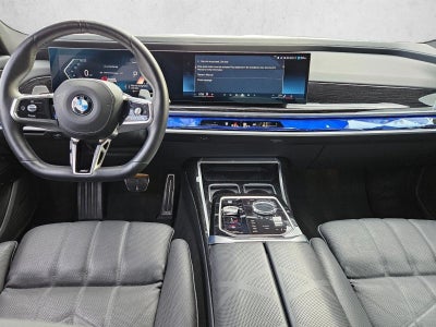 2025 BMW 740i xDrive Sedan