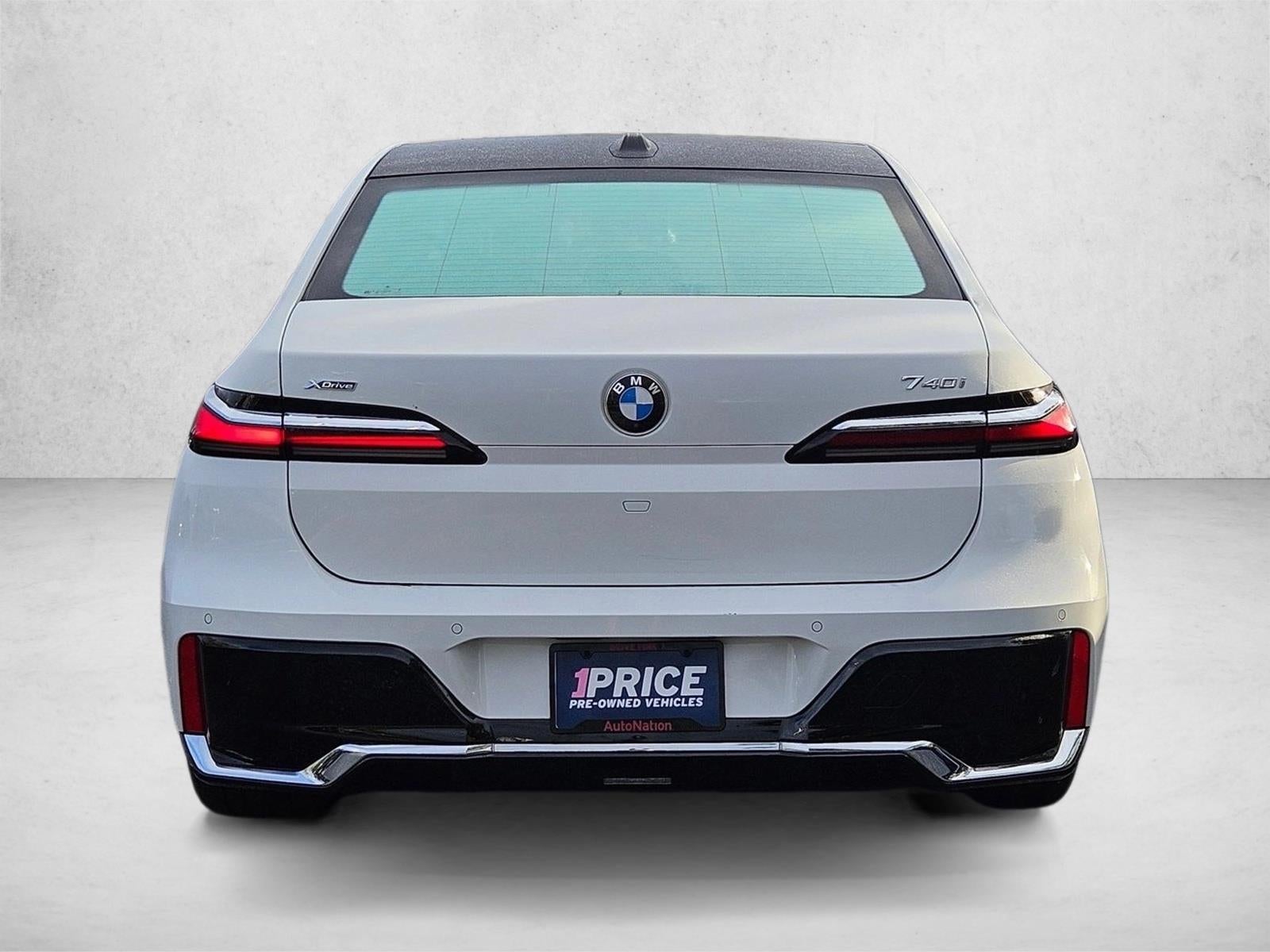 2025 BMW 740i xDrive Sedan