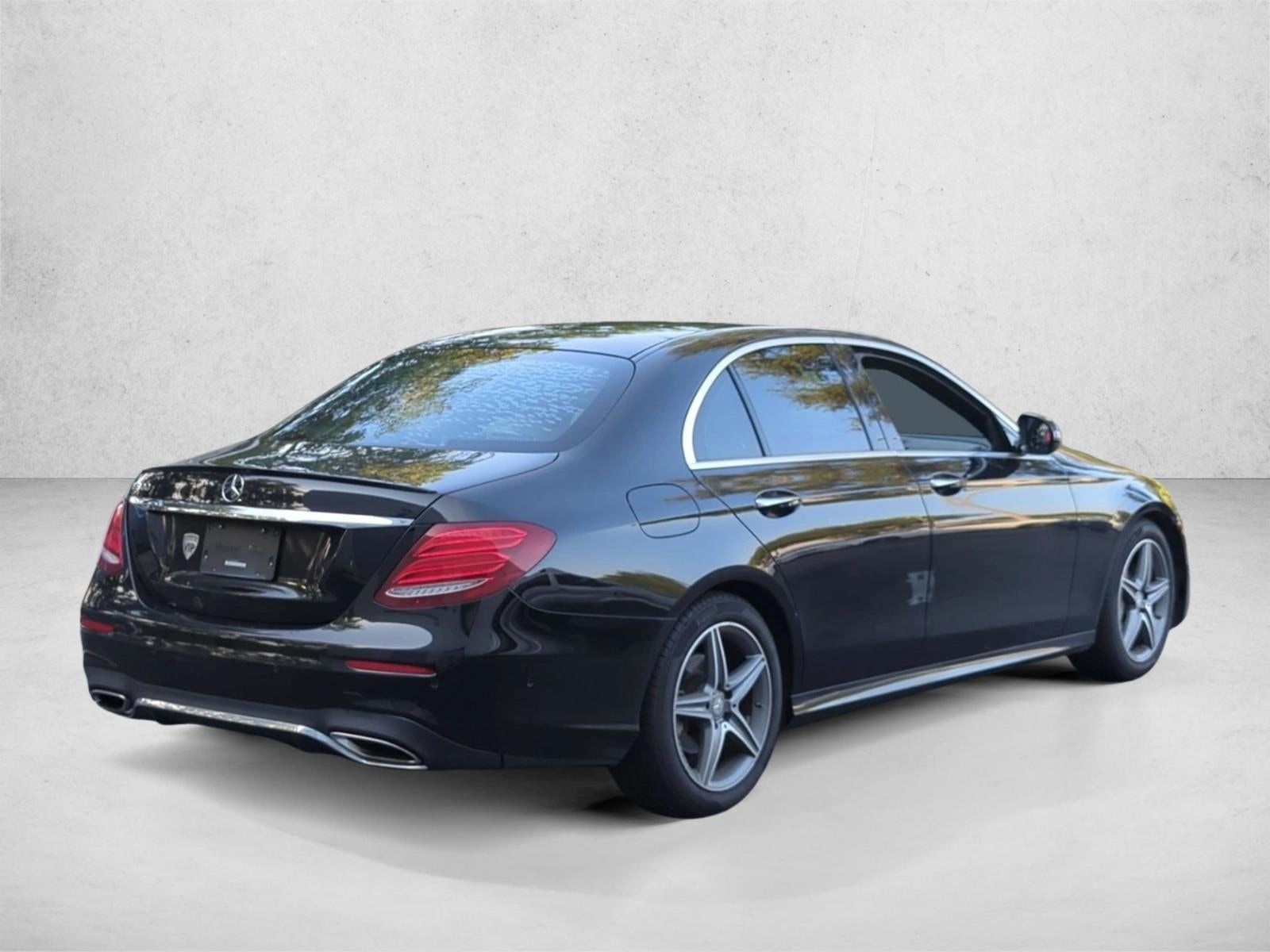 2017 Mercedes-Benz E-Class E 300 Luxury RWD Sedan