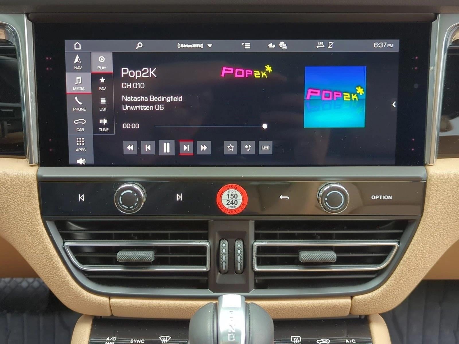 2025 Porsche Macan AWD