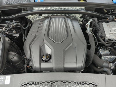 2025 Porsche Macan AWD