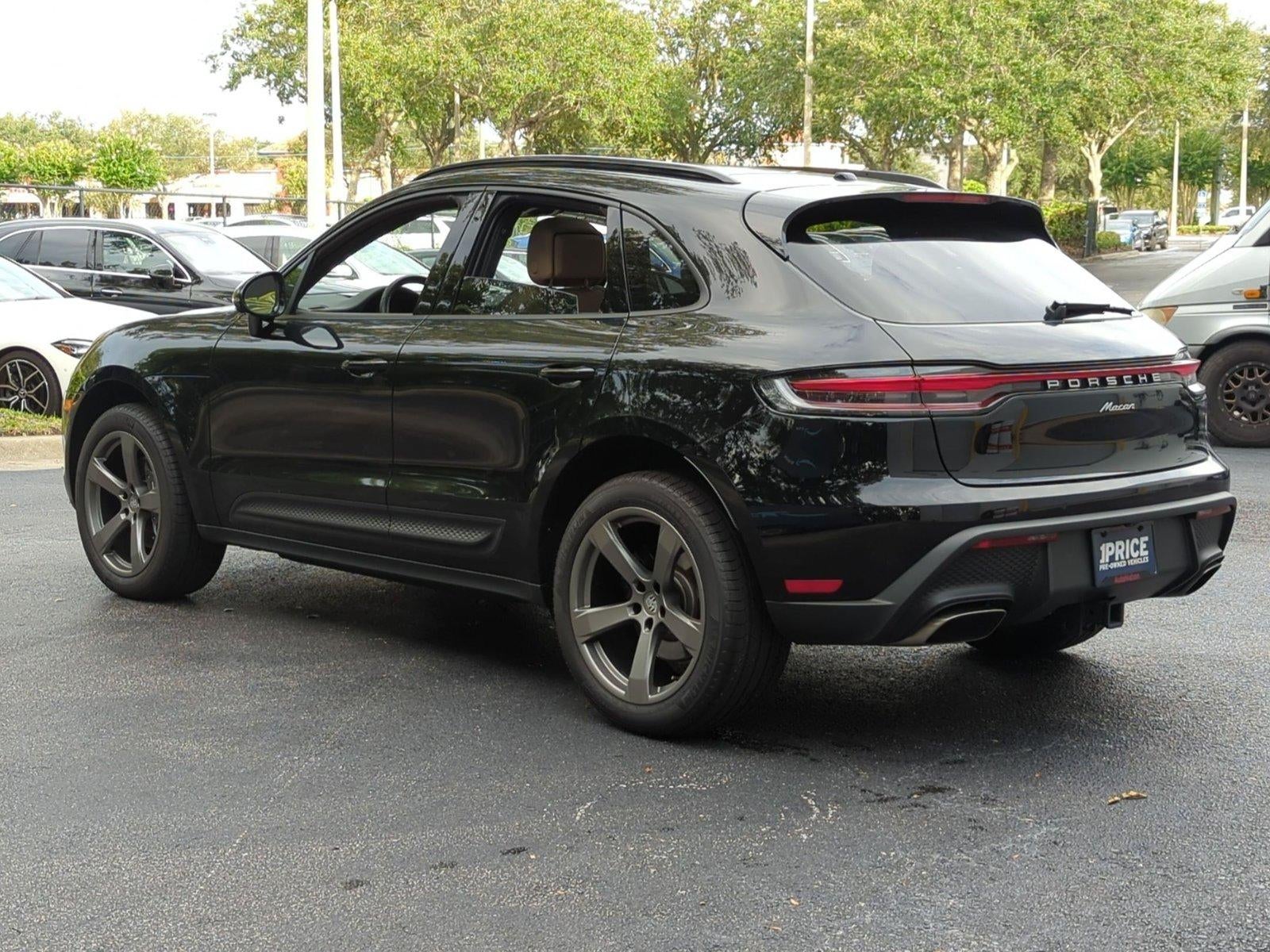 2025 Porsche Macan AWD