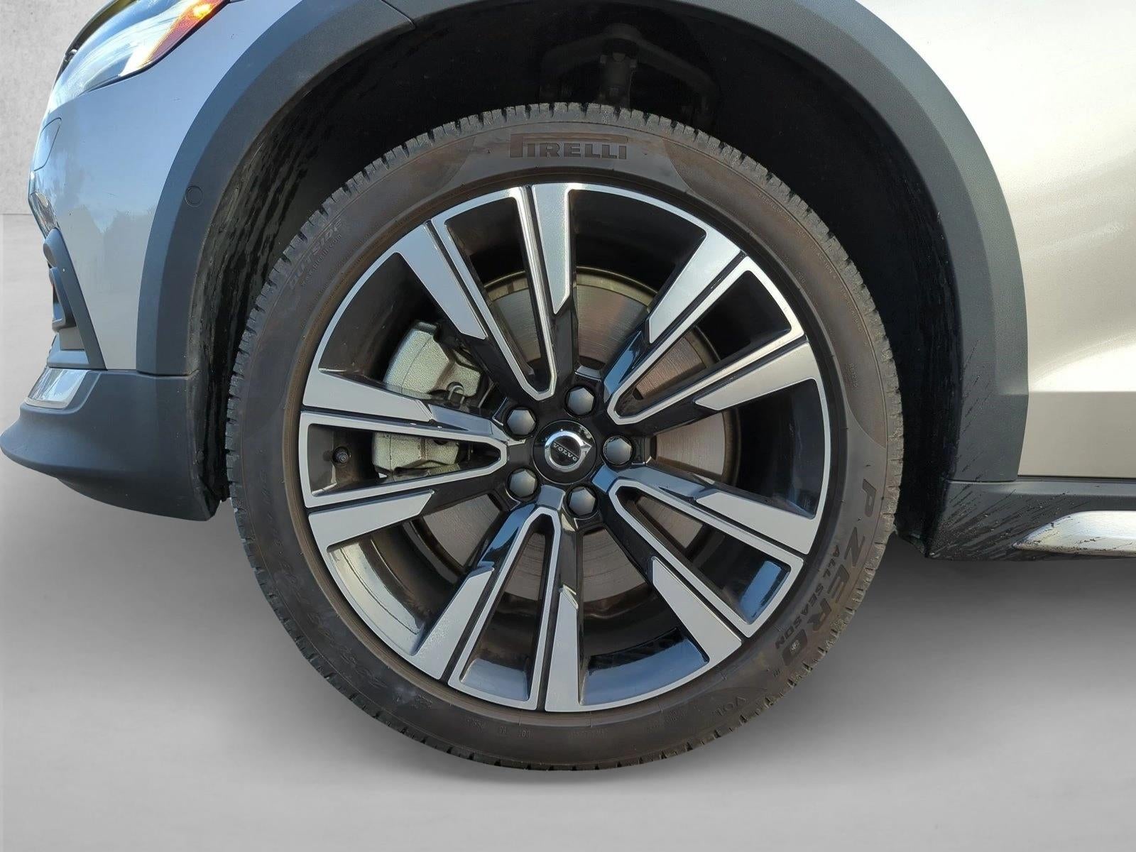 2024 Volvo V60 Cross Country B5 AWD Ultimate
